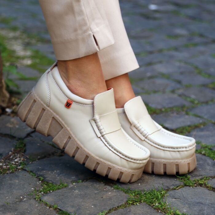 Chaussure mag beige 2025
